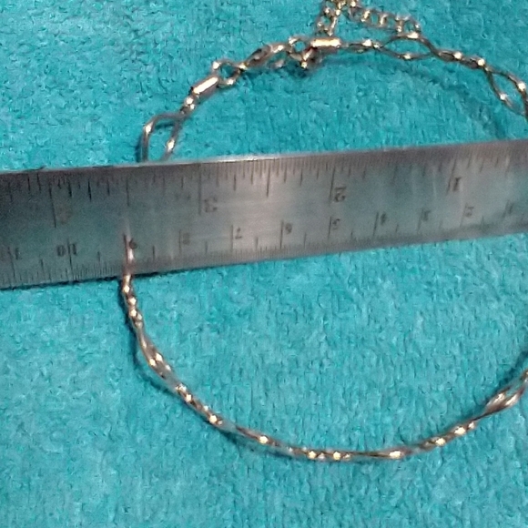 Elegant Silver Wire Twist Women's Necklace Small Size for small necks vintage - Picture 2 of 4